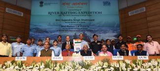 Union Minister for Jal Shakti, Gajendra Singh Shekhawat at the flag off ceremony of the NMCG’s Rafting and Kayaking Expedition on River Ganga, in New Delhi on October 07, 2019