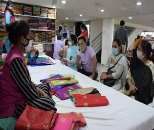Khadi Registers Record Sale; Single-Day Sale At Flagship ...